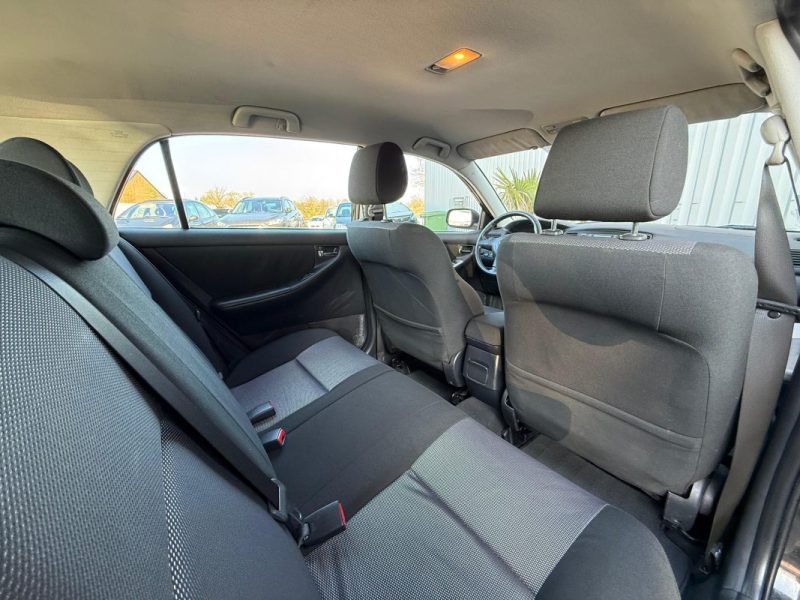 TOYOTA COROLLA 1.4 VVTI 97 CV GARANTIE 12 MOIS