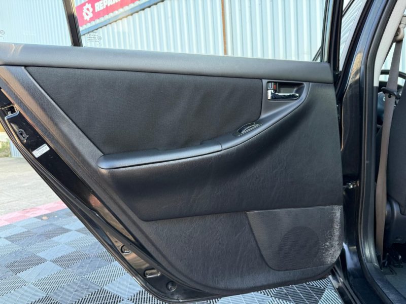 TOYOTA COROLLA 1.4 VVTI 97 CV GARANTIE 12 MOIS