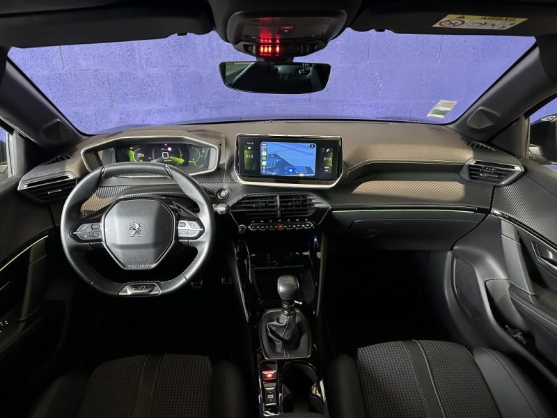 PEUGEOT 208 1.2 GT LINE / 1ER MAIN / CAR PLAY / CAMERA /2020