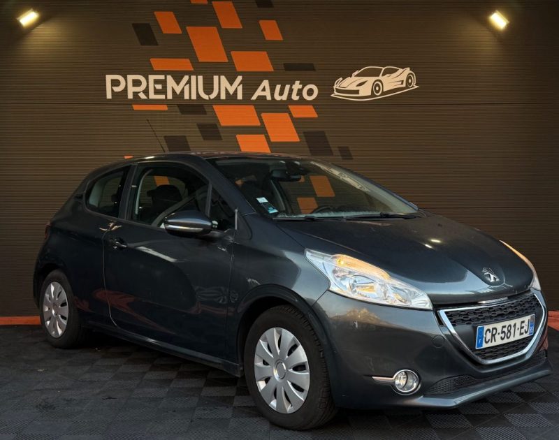Peugeot 208 1.2 VTI 82 cv Allure CT OK 2028