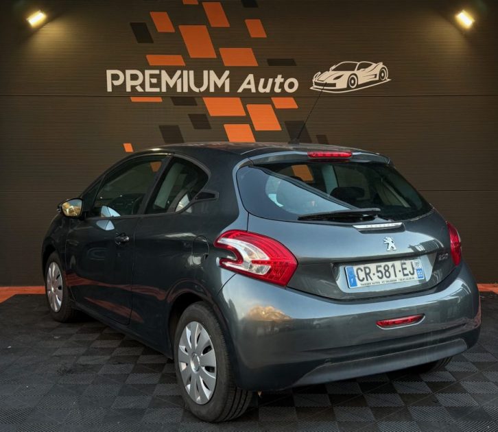 Peugeot 208 1.2 VTI 82 cv Allure CT OK 2028