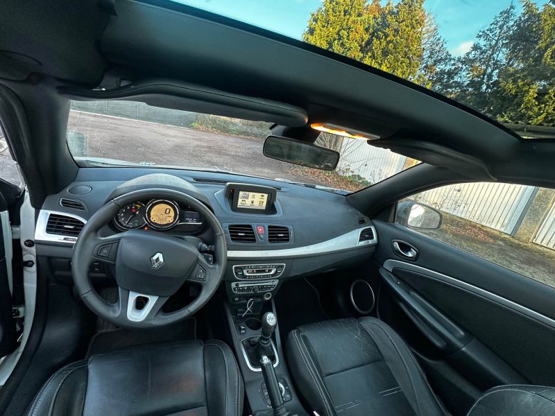 RENAULT MEGANE  2011