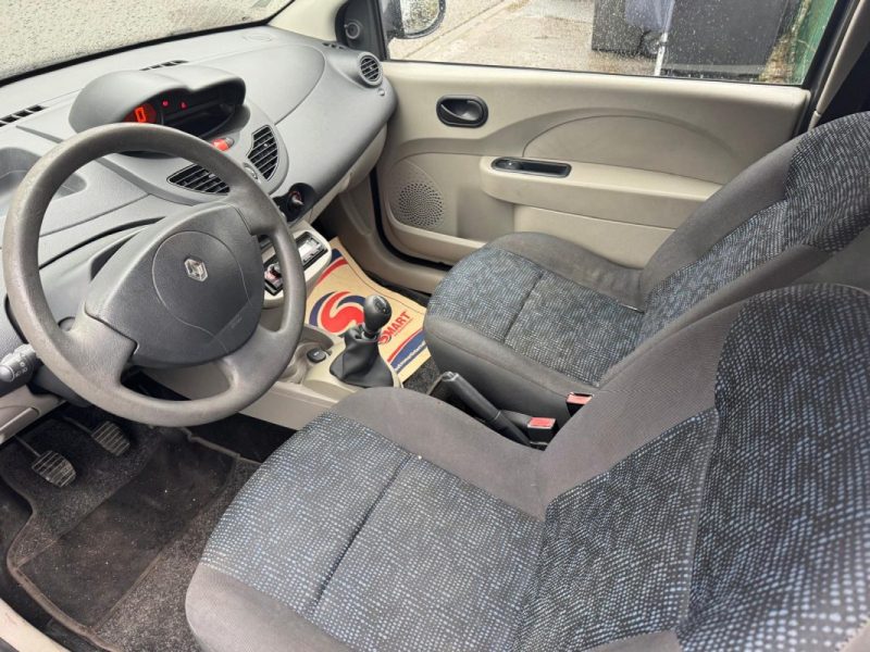 RENAULT TWINGO 1.2I - 16V 