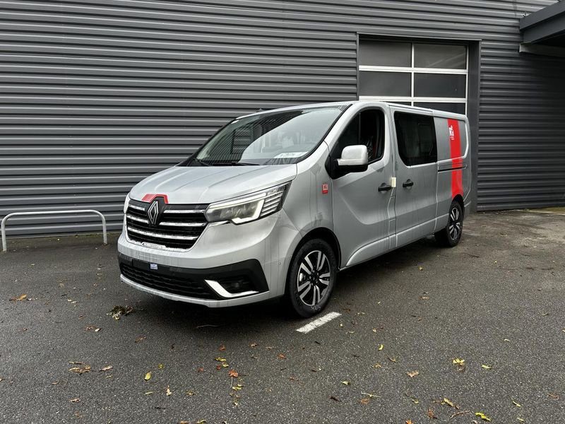 Renault Trafic CabAppro L2H1 170ch Exclusive BVA9 5pl Park Assist Attelage RegulACC JA Camera