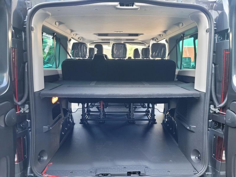 Renault Trafic Combi BlueDCi 150ch RedEdition BVA9 9pl CarPlay JA17 Radar Av/Ar Camera