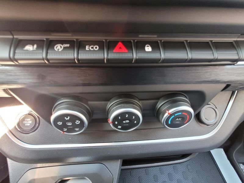 Renault Trafic Combi BlueDCi 150ch RedEdition BVA9 9pl CarPlay JA17 Radar Av/Ar Camera