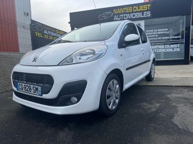 PEUGEOT 107 1.0E 12V 68CV BLUE LION ACTIVE 5P 