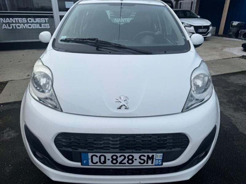 PEUGEOT 107 1.0E 12V 68CV BLUE LION ACTIVE 5P 