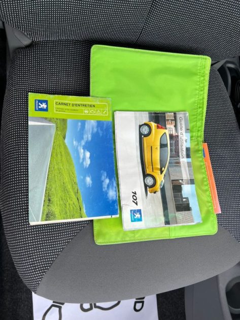 PEUGEOT 107 1.0e 12V 68CV URBAN 5P