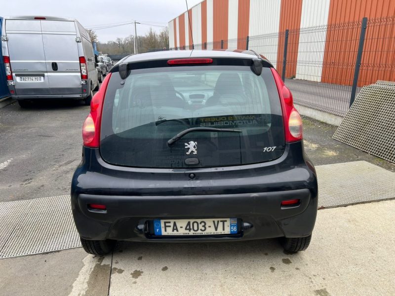 PEUGEOT 107 1.0e 12V 68CV URBAN 5P