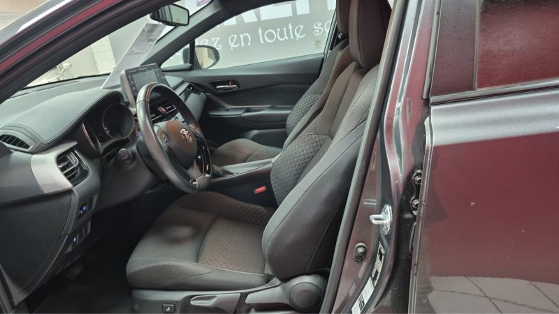 TOYOTA C-HR SUV HYBRIDE PHASE 2 DYNAMIC BUSINESS 122cv:1 ERE MAIN/TVA RECUPERABLE