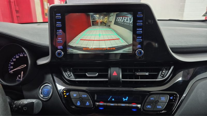 TOYOTA C-HR SUV HYBRIDE PHASE 2 DYNAMIC BUSINESS 122cv:1 ERE MAIN/TVA RECUPERABLE