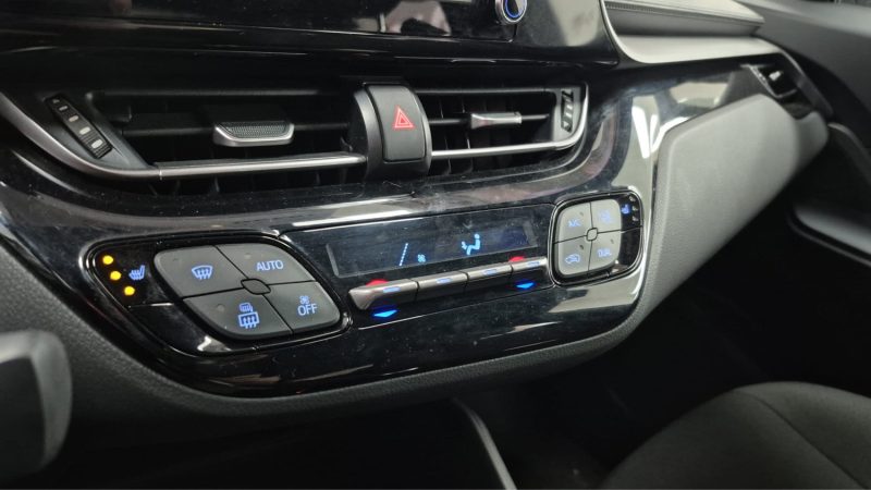 TOYOTA C-HR SUV HYBRIDE PHASE 2 DYNAMIC BUSINESS 122cv:1 ERE MAIN/TVA RECUPERABLE