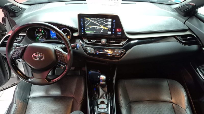 TOYOTA C-HR SUV HYBRIDE 122cv GRAPHIC PREMIUM TOUTES OPTIONS/1 ERE MAIN/TVA RECUPERABLE