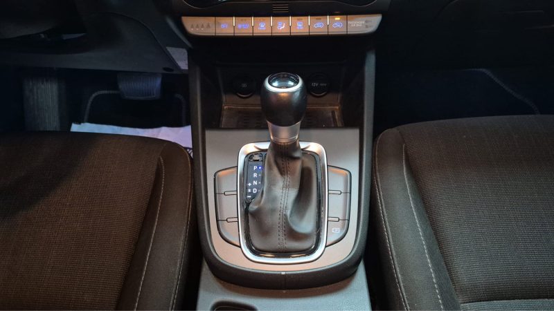HYUNDAI KONA SUV HYBRIDE PHASE 2 CREATIVE 141cv/1 ERE MAIN/TVA RECUPERABLE