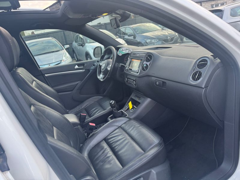 VOLKSWAGEN TIGUAN R-LINE 2.0 TDI 140CH BLUEMOTION 2013