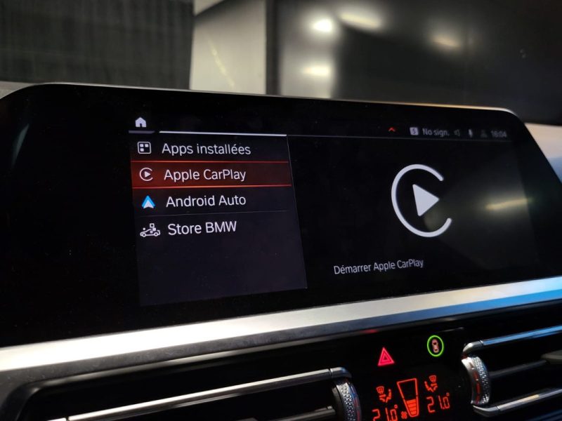 BMW SERIE 4 M 440 iA xDrive 374ch M SPORT / TOIT OUVRANT / H&K / ATTELAGE + SIEGES ELECTRIQUES