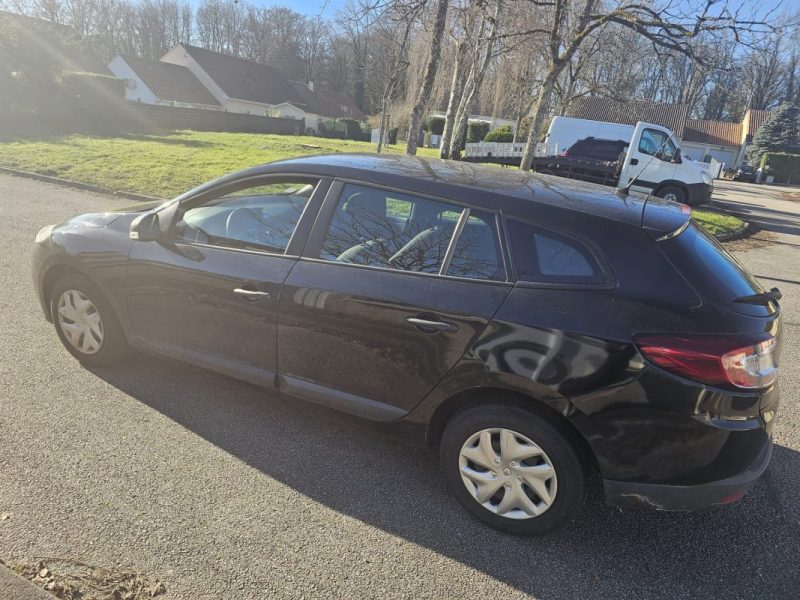 RENAULT MEGANE III 1.5 DCI 90CH FAP AUTHENTIQUE ECO² 2012