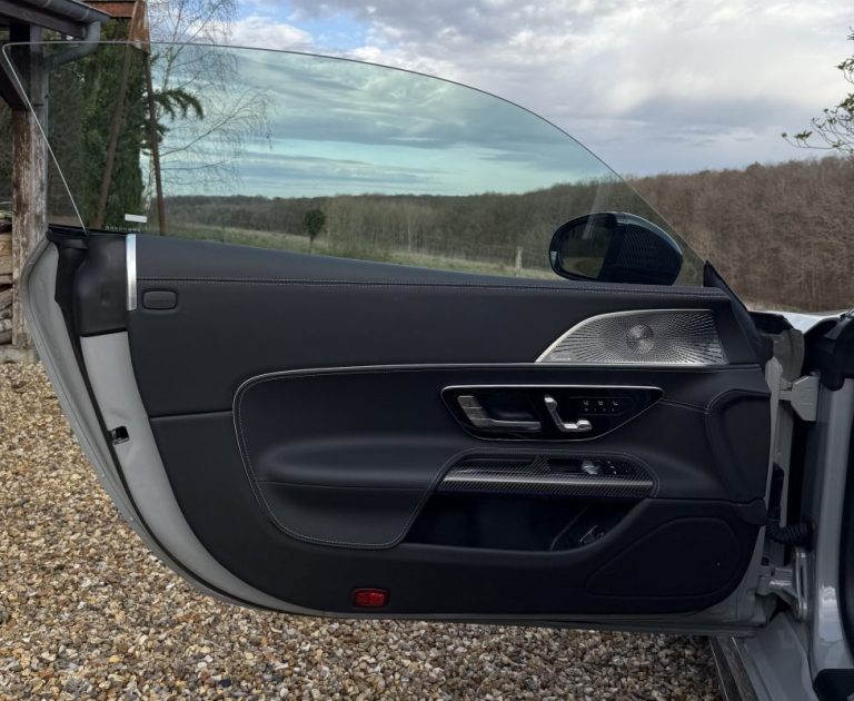 MERCEDES AMG GT 63 AMG 4MATIC+ BVA 9G-TRONIC 4.0 V8 585ch / SIÈGES ÉLECTRIQUES À MÉMOIRE / CARBONE