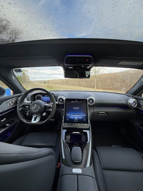MERCEDES AMG GT 63 AMG 4MATIC+ BVA 9G-TRONIC 4.0 V8 585ch / SIÈGES ÉLECTRIQUES À MÉMOIRE / CARBONE