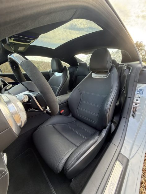 MERCEDES AMG GT 63 AMG 4MATIC+ BVA 9G-TRONIC 4.0 V8 585ch / SIÈGES ÉLECTRIQUES À MÉMOIRE / CARBONE