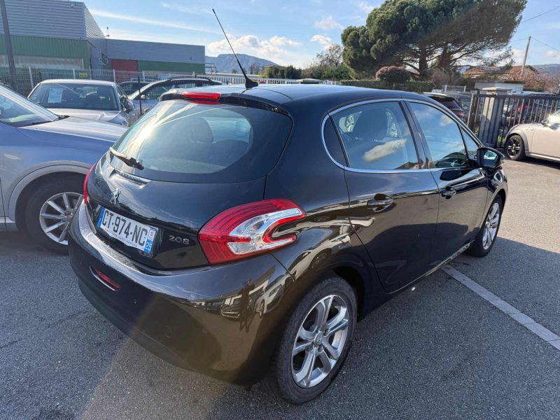 PEUGEOT 208 1.4 HDI 70CH FAP ALLURE 5P GARANTIE
