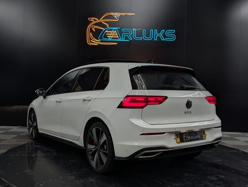 VOLKSWAGEN GOLF 8 GTE 1.4 HYBRID 245 Cv