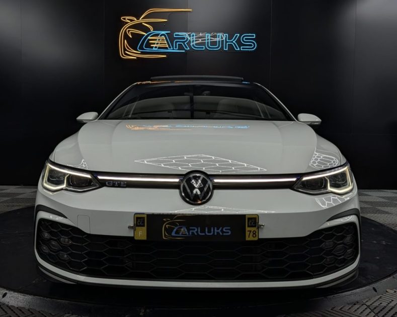VOLKSWAGEN GOLF 8 GTE 1.4 HYBRID 245 Cv