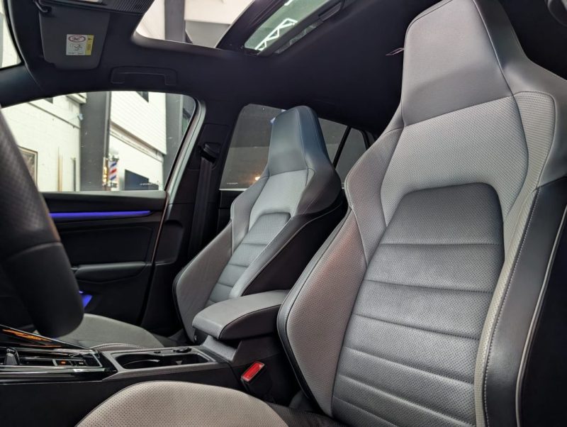 VOLKSWAGEN GOLF 8 GTE 1.4 HYBRID 245 Cv