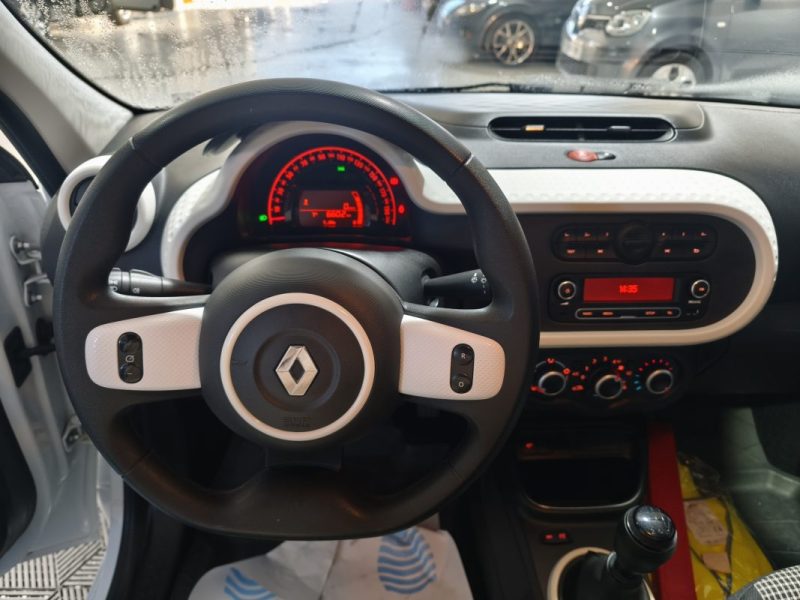 RENAULT TWINGO III 1.0 SCE 65CV FINITION TEAM RUGBY   