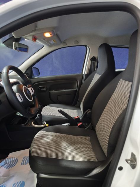 RENAULT TWINGO III 1.0 SCE 65CV FINITION TEAM RUGBY   