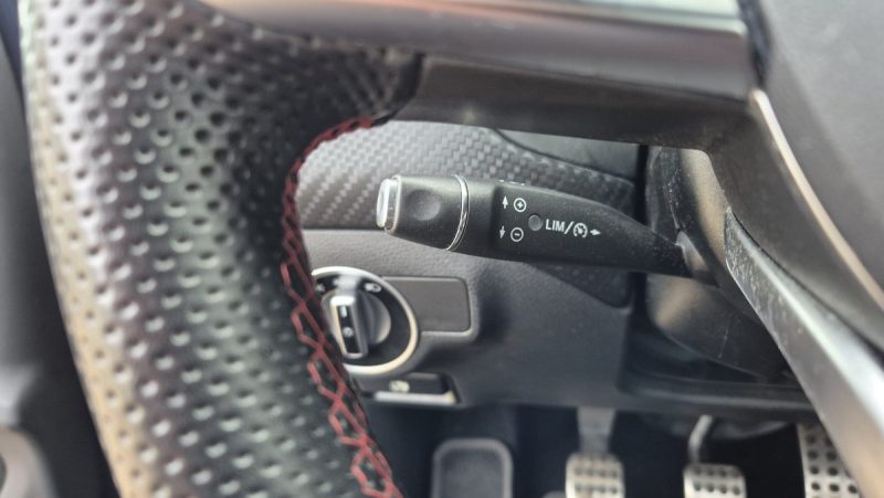 MERCEDES CLASSE A 180 d 109 ch Fascination Pack AMG
