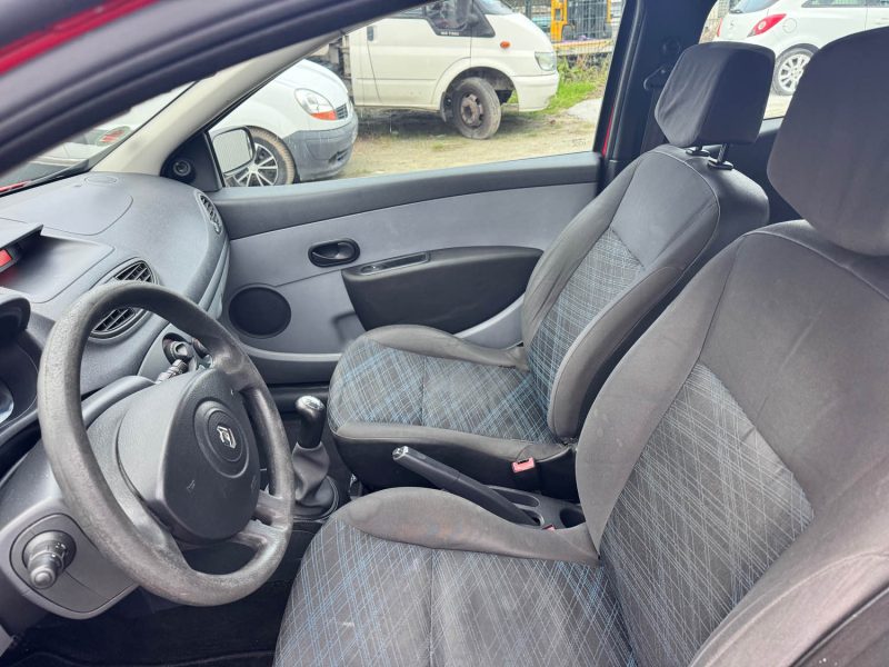 RENAULT CLIO 1.2 ESSENCE 75CH 2007