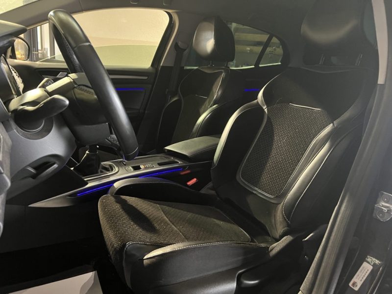 RENAULT MEGANE IV 1.2 TCE 130CH - GT LINE - BVM6 - GPS - CAMERA DE RECUL - 109500KM 