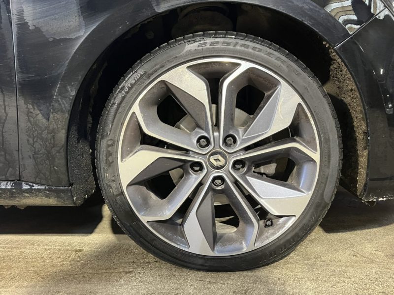 RENAULT MEGANE IV 1.2 TCE 130CH - GT LINE - BVM6 - GPS - CAMERA DE RECUL - 109500KM 