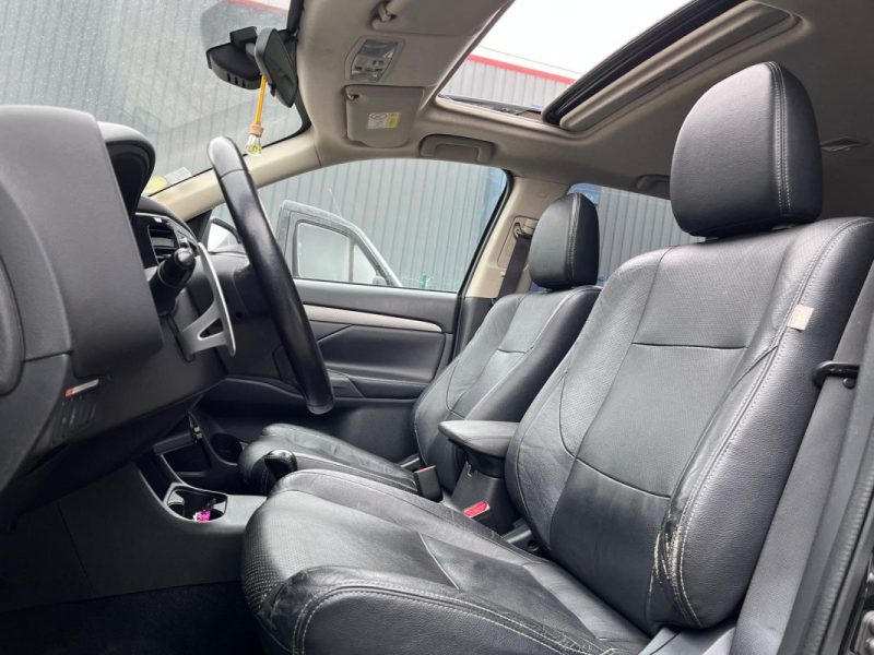 MITSUBISHI OUTLANDER 2.2 DI-D 150 INSTYLE 4WD BVA *** SIÉGE CHAUFFANT/ CAMÉRA DE RECULE ***