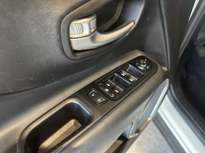 JEEP RENEGADE LIMITED 1.6 JTD 120CH BVM6 / CARPLAY / 2019