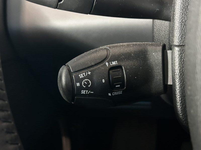 PEUGEOT 308 FELINE 150CV 2008 / 96 000KMS / CARPLAY / CAMERA DE RECUL / TOIT PANORAMIQUE