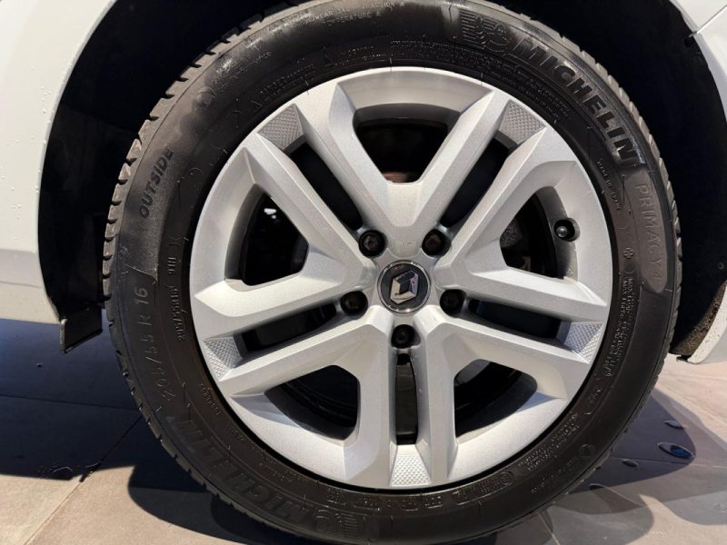 RENAULT MEGANE 4 1.3 TCE 140 BUSINESS EDC / ENTRETIEN RENAULT 2019