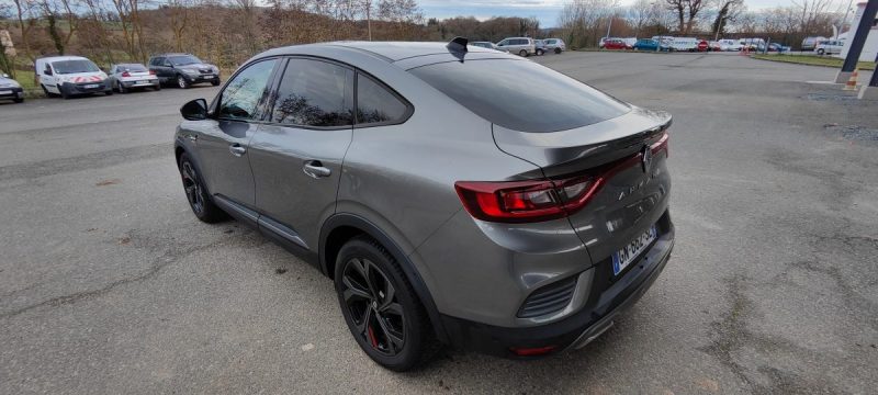 RENAULT ARKANA 1.3 TCE MILD HYBRID 160CH TECHNO EDC -22 RS LINE 2022
