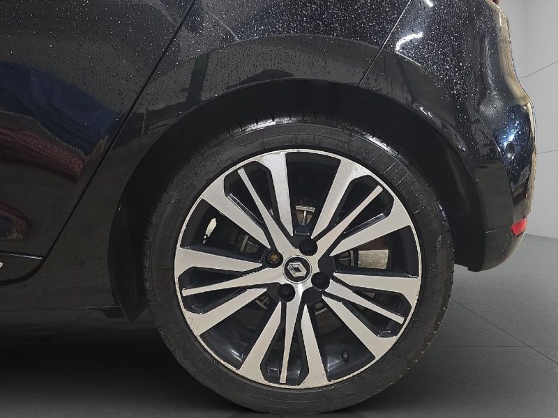 RENAULT CLIO IV *INITIALE PARIS* 1.2 TCE 120 CV.