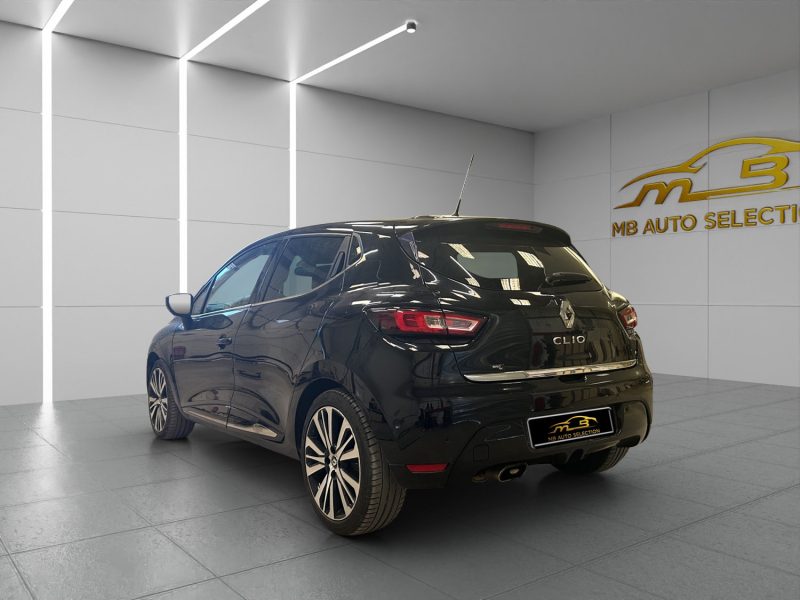 RENAULT CLIO IV *INITIALE PARIS* 1.2 TCE 120 CV *BOSE*.