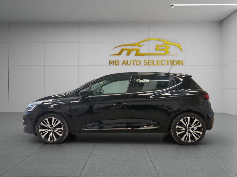 RENAULT CLIO IV *INITIALE PARIS* 1.2 TCE 120 CV *BOSE*.
