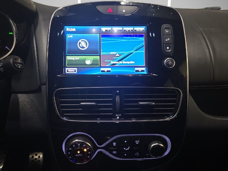 RENAULT CLIO IV *INITIALE PARIS* 1.2 TCE 120 CV.