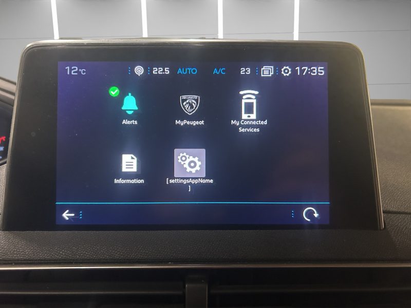 PEUGEOT 5008 II *7 PLACES* 1.2 Essence 130 cv *FINITION ALLURE* *BOITE AUTO*