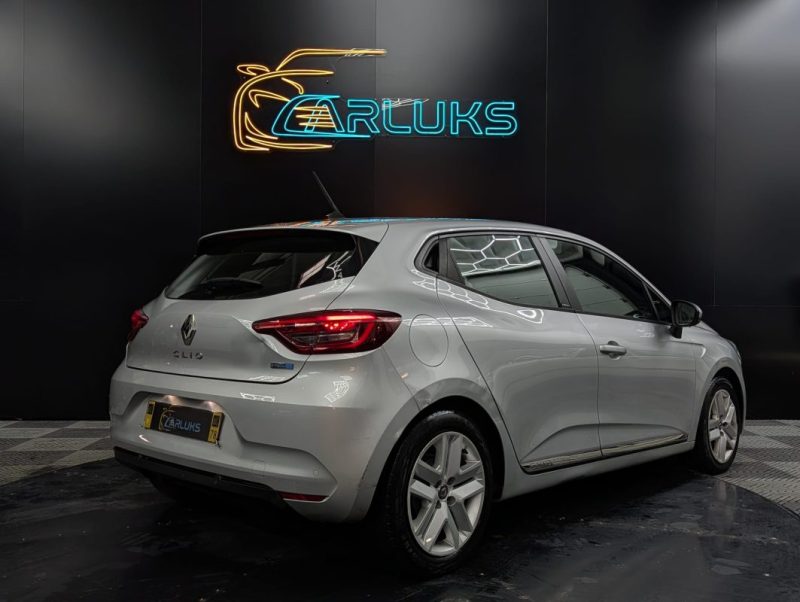 RENAULT CLIO V 1.6 E-tech 140cv LIMITED