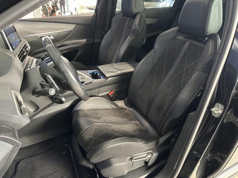 PEUGEOT 5008 GT 2.0L 180CH BLUE HDI SS EAT6 / 7 PLACES / CAR PLAY 