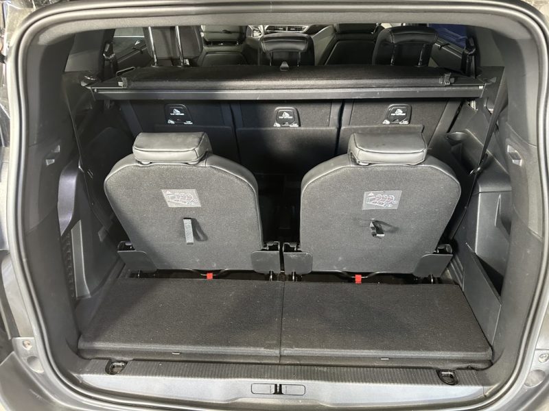 PEUGEOT 5008 GT 2.0L 180CH BLUE HDI SS EAT6 / 7 PLACES / CAR PLAY 