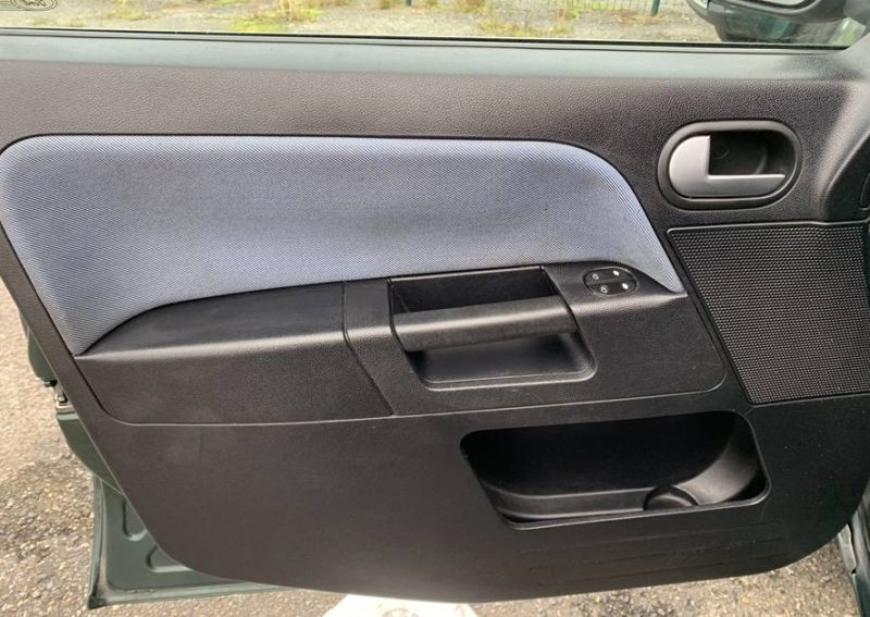 FORD FUSION 1.4 TDCI ZETEC 70 CV BVA 2005