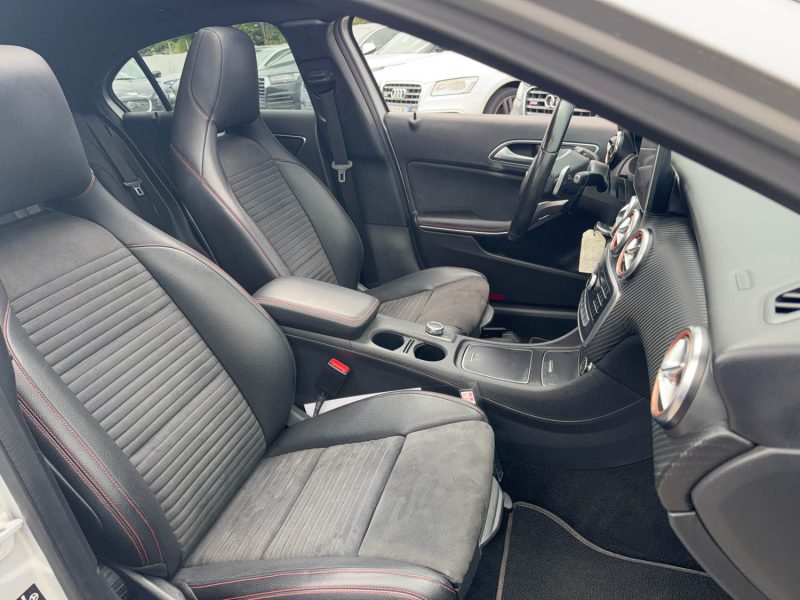 MERCEDES CLASSE A 180D 109CH FASCINATION PACK AMG 7G-DCT GARANTIE